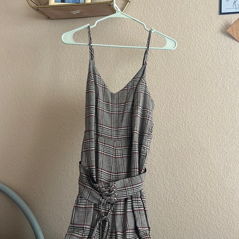 women’s jumpsuit size medium